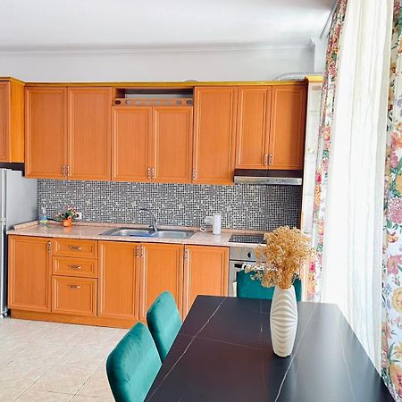 Top Central Apartment Tirana Exterior photo