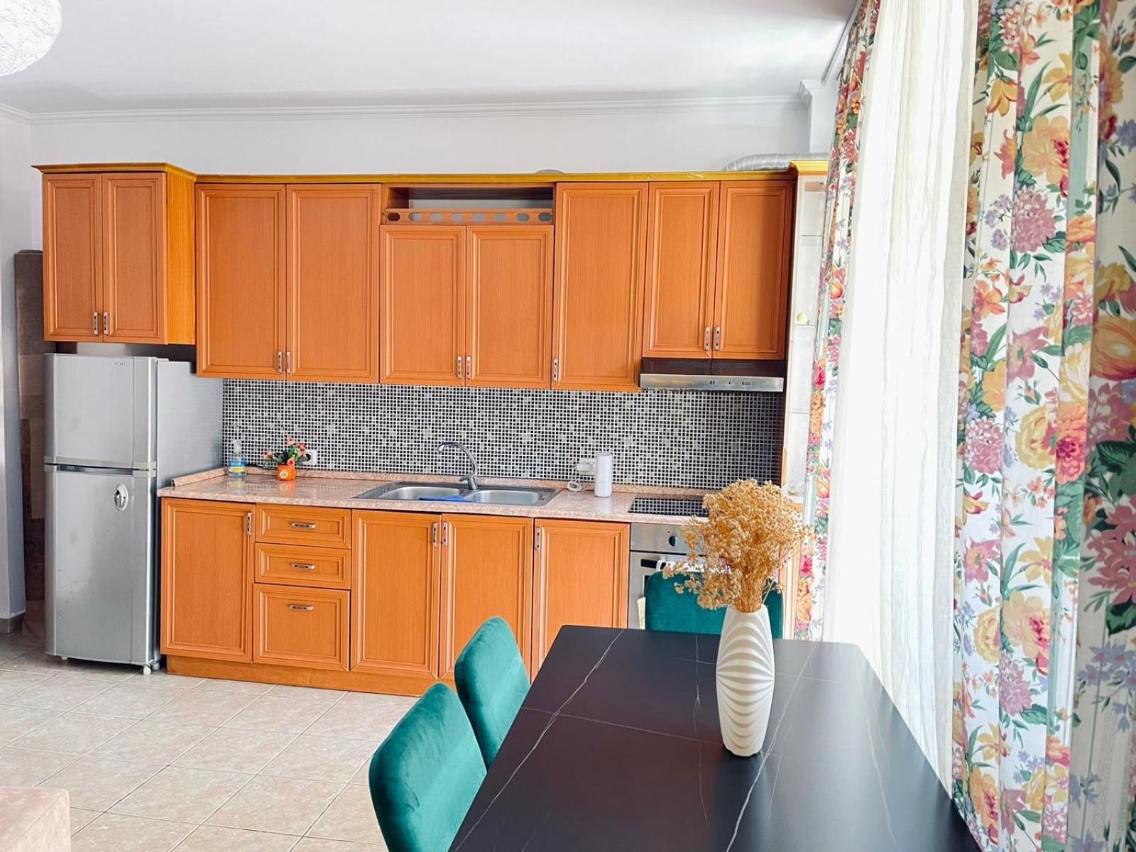 Top Central Apartment Tirana Exterior photo